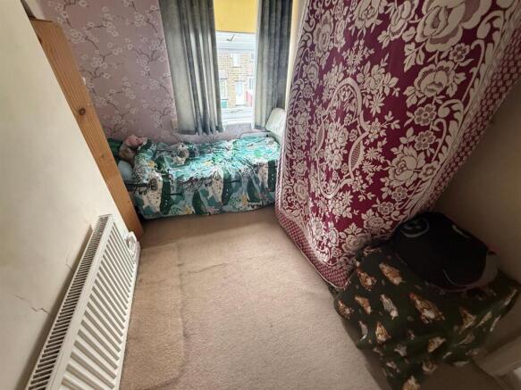 2 bed Terraced for sale Image 7