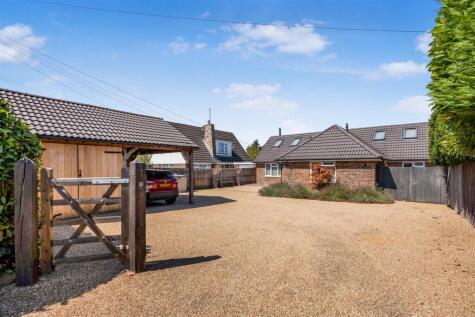 Kings Road, Horsham