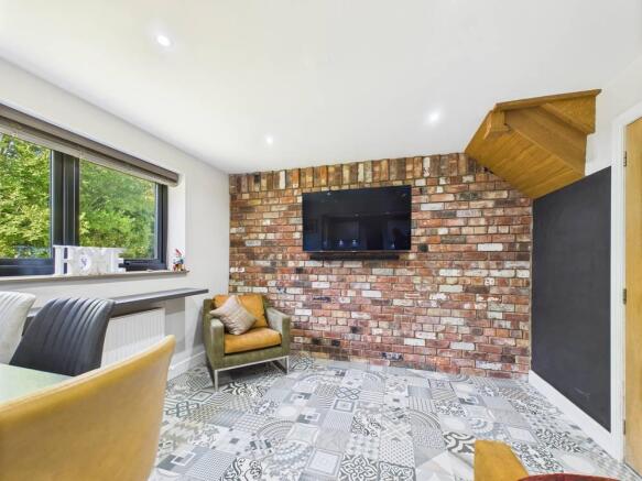 4 bed Detached for sale Image 7