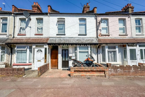 23, Station Avenue, Southend-on-sea SS2 5ED