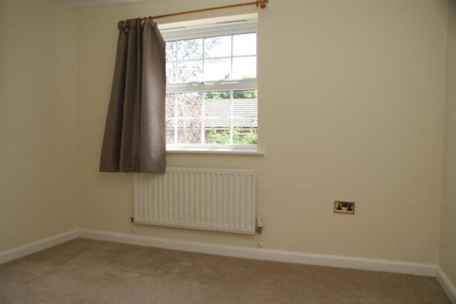 Bedroom 4.JPG