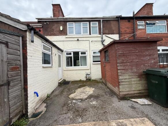 2 bed Terraced to rent Image 9