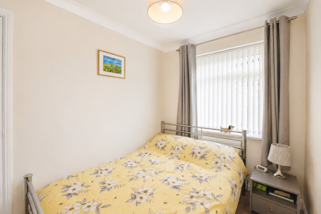 2 bed Bungalow for sale Image 12