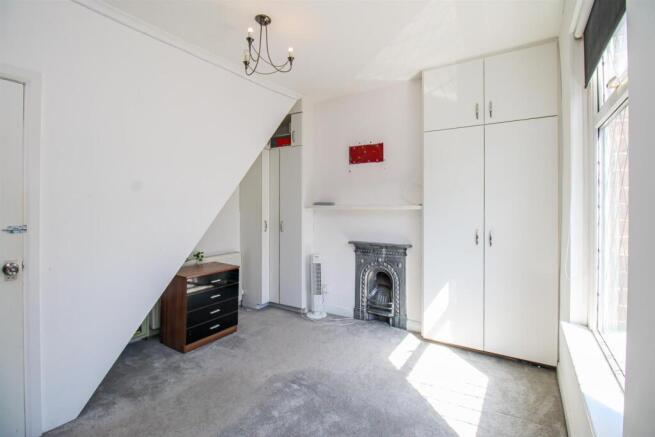 3 bed Terraced for sale Image 7