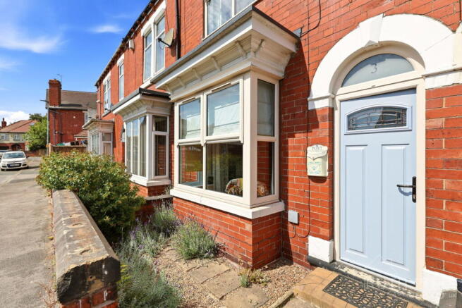 3 bed Terraced for sale Image 3