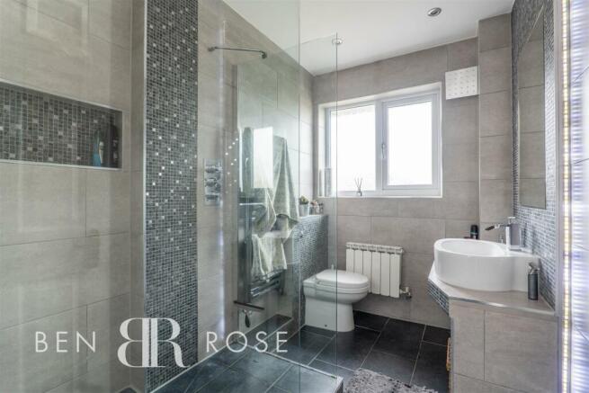 Master Ensuite