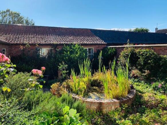 COURTYARD / POND