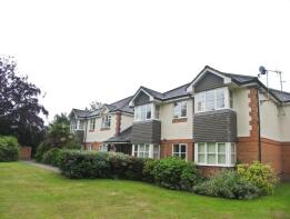 4, Clarendon House, Birch Avenue, Fleet GU51 4QH
