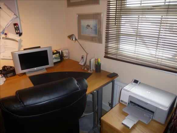 Photo 8