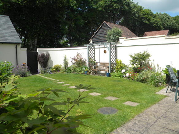 Photo 4