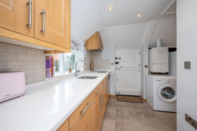 Kitchen/Utility Room
