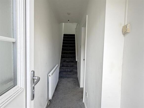 3 bed Semi-Detached for sale Image 8