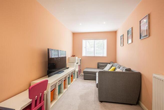 3 bed Detached for sale Image 7