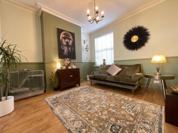 4 bed Terraced for sale Image 8