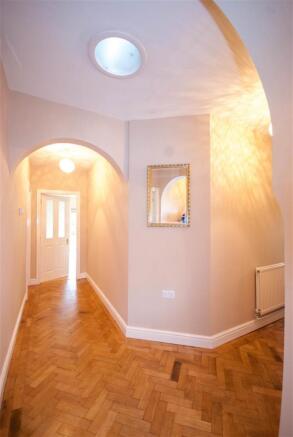 Hall & Lobby