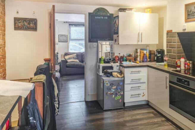43 Sandling Road, Maidstone, Kent ME14 2RH