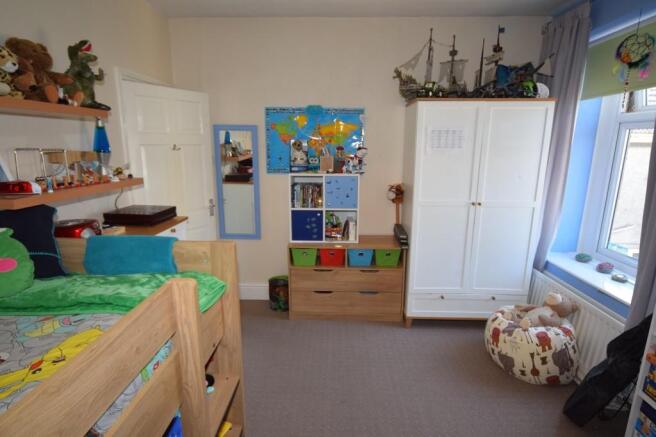 BEDROOM 2