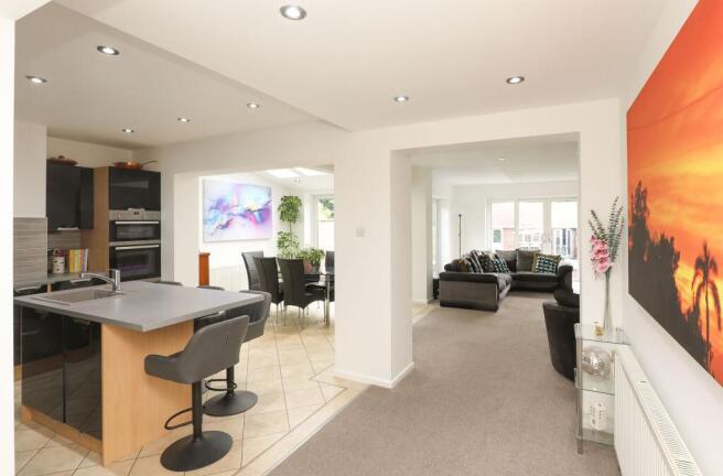 3 bed Detached for sale Image 7