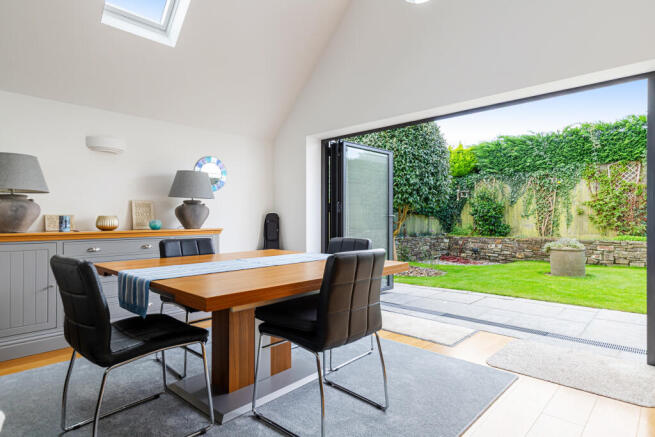 9 Dining Area 25 Start Bay Park Strete - 250919