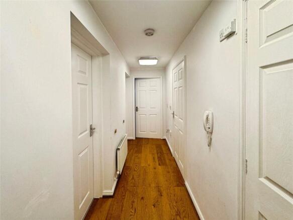 Darwin Crescent, Loughborough, Leicestershire photo 4