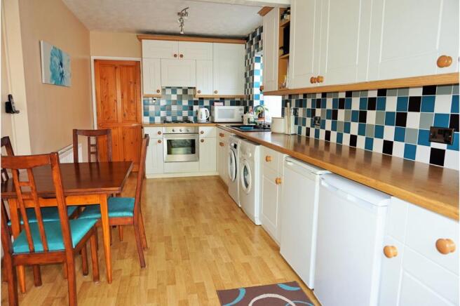 Kitchen / Breakfast