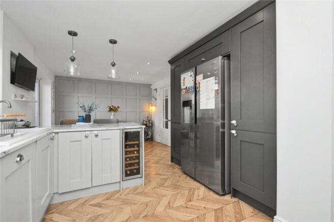 3 bed Semi-Detached for sale Image 4