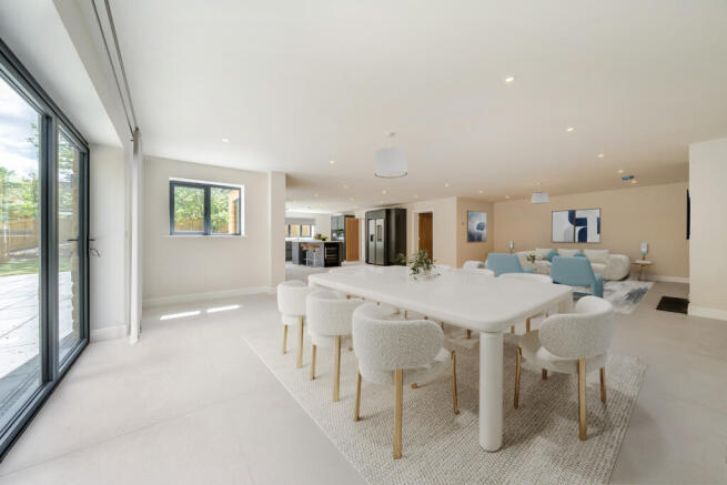 Open Plan Kitchen / Living / Dining Room