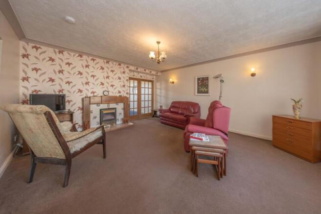 East Main Street, Broxburn, EH52 photo 2