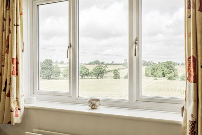 8517218-interior06.jpg