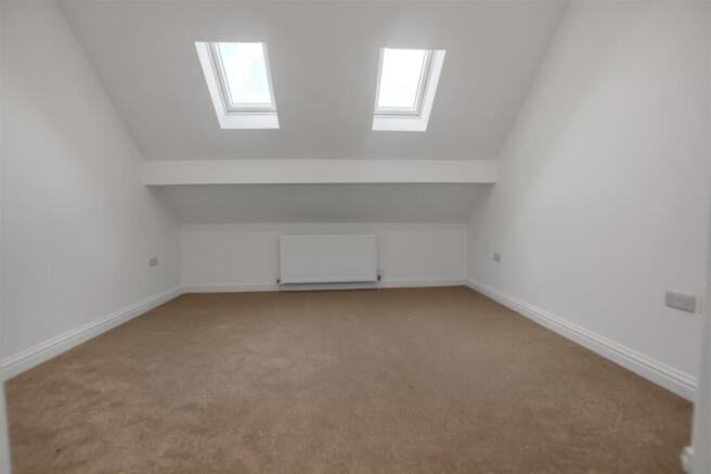 2 bed Terraced for sale Image 10