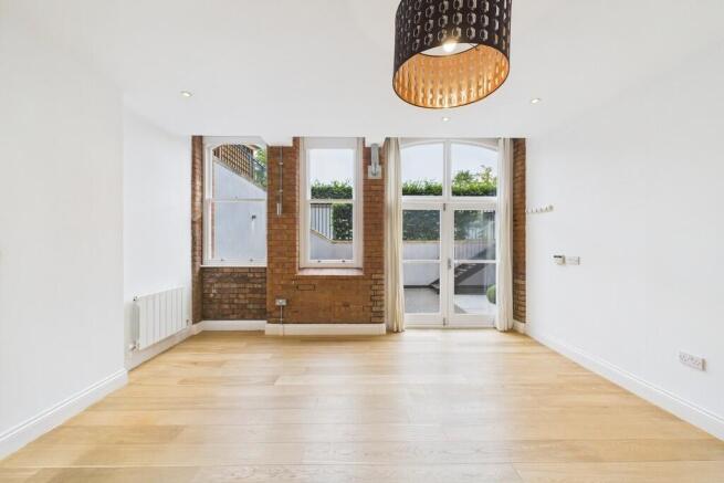 CAM03416G0-PR0099...