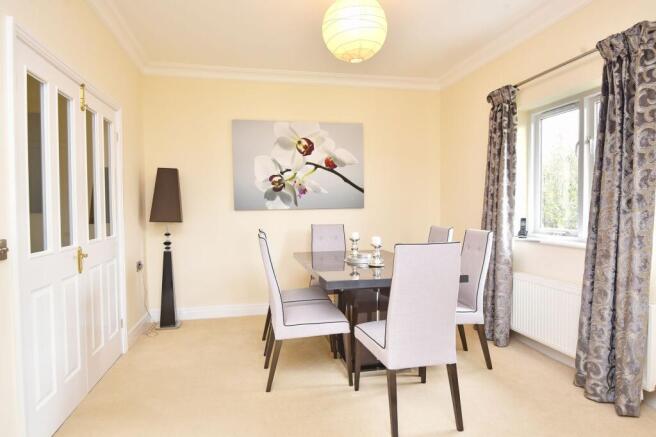 2 bed Retirement Property for sale Image 11
