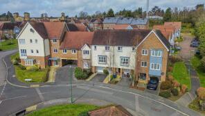 3, Grainger Way, Haywards Heath RH17 7DL
