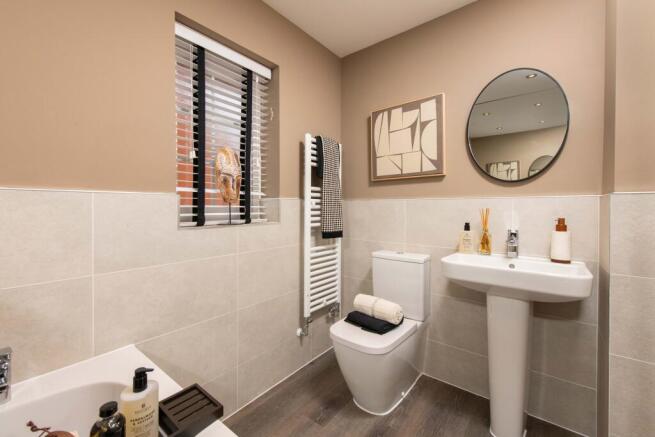 4 bed Detached for sale Image 10