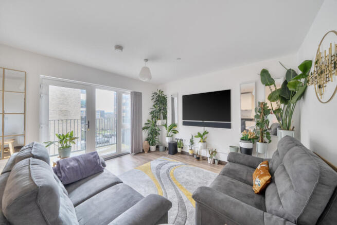 1410492-20-698f3b...