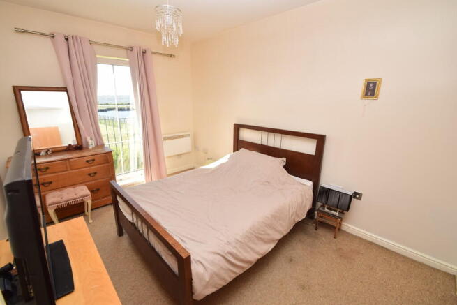 2 bed Ground Flat for sale Image 8