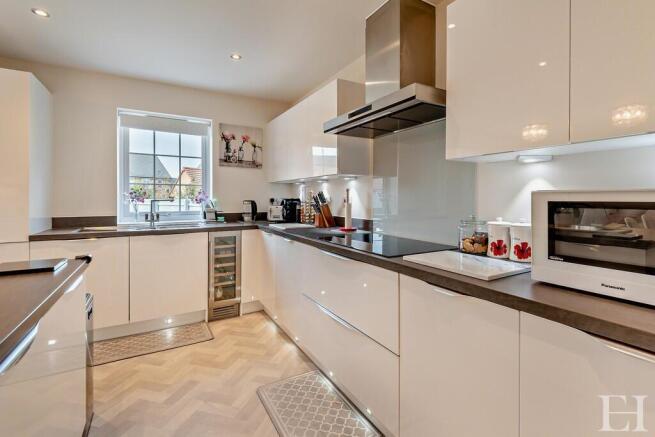 Roberts Close, Godmanchester photo 4