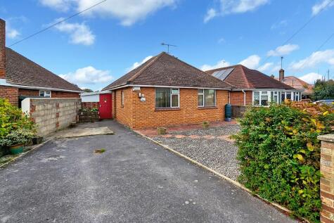 Chaucer Avenue, Rustington, BN16