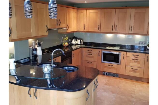 Kitchen / Diner