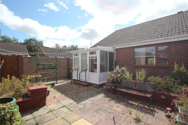 2 bed Bungalow for sale Image 11