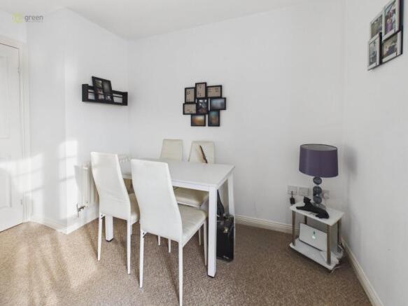 cam04425g0pr0371still012