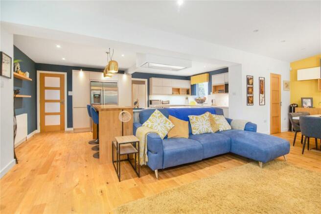 Kitchen Family Room