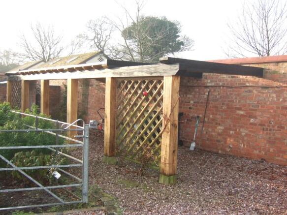 CARPORT