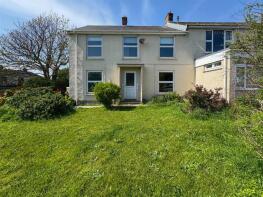 1, Trengrouse Way, Helston TR13 8AF