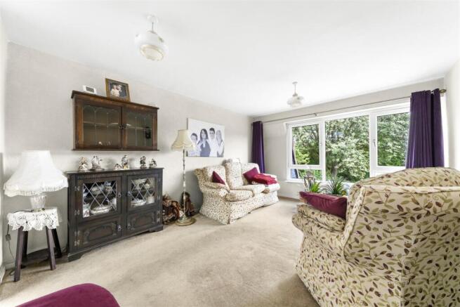 1 bed Apartment for sale Image 8