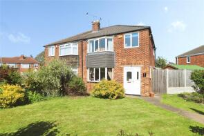 18, Robin Hood Crescent, Edenthorpe, Doncaster DN3 2JJ