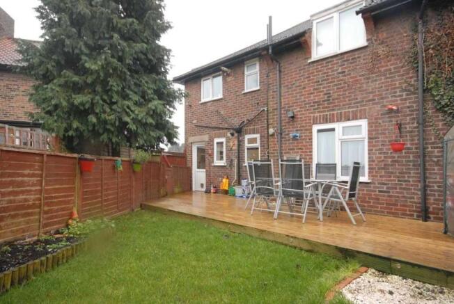 P1938 Back Garden 2.