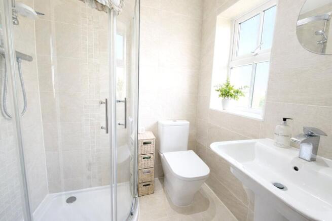 3 bed Terraced for sale Image 12