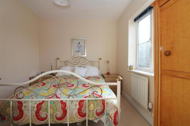 Bed 5.JPG