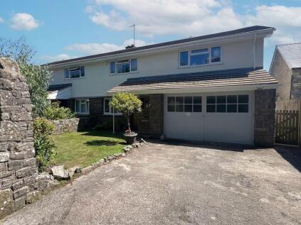 Tal Y Llyn, 1 Castle Court, Llandough Cowbridge CF71 7LZ